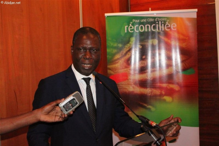 Maurice Bandama promet la réhabilitation du centre culturel de Tiassalé